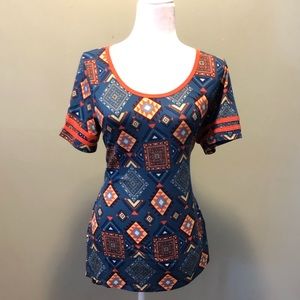 Lularoe Classic Tee Medium